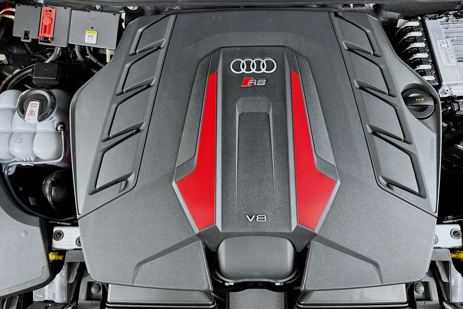 New 2026 Daytona Gray Pearl Effect Audi performance image 12