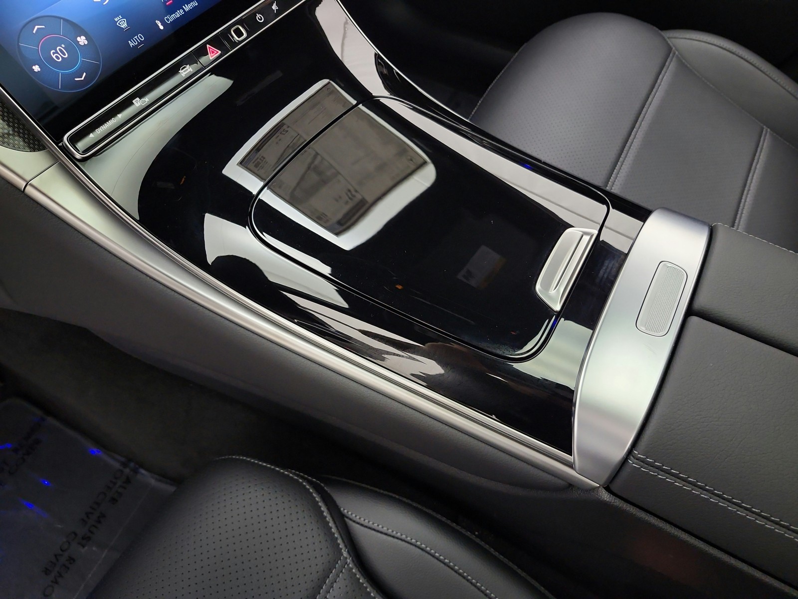 New 2027 Black Mercedes-Benz GLC 300 SUV image 9