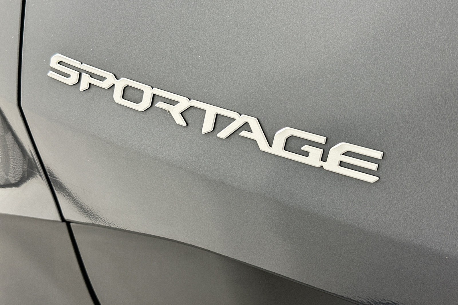 Used 2023 Gravity Gray Kia LX image 10