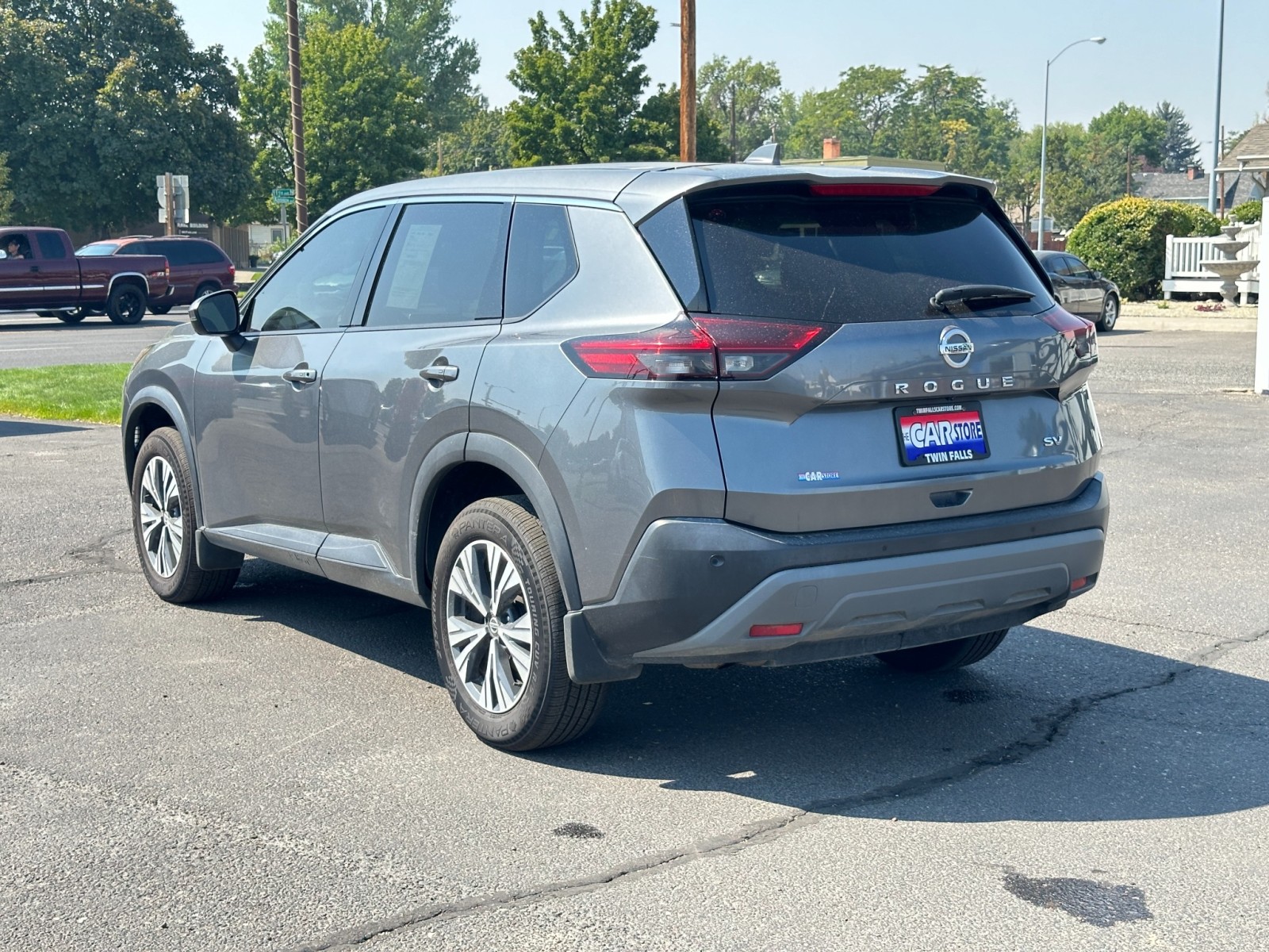 2021 Nissan Rogue SV 8