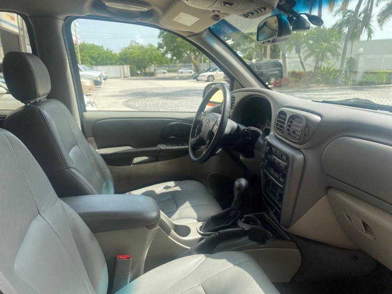 2002 Chevrolet TrailBlazer EXT LT  SUV LOW MILES 69,572 in , 