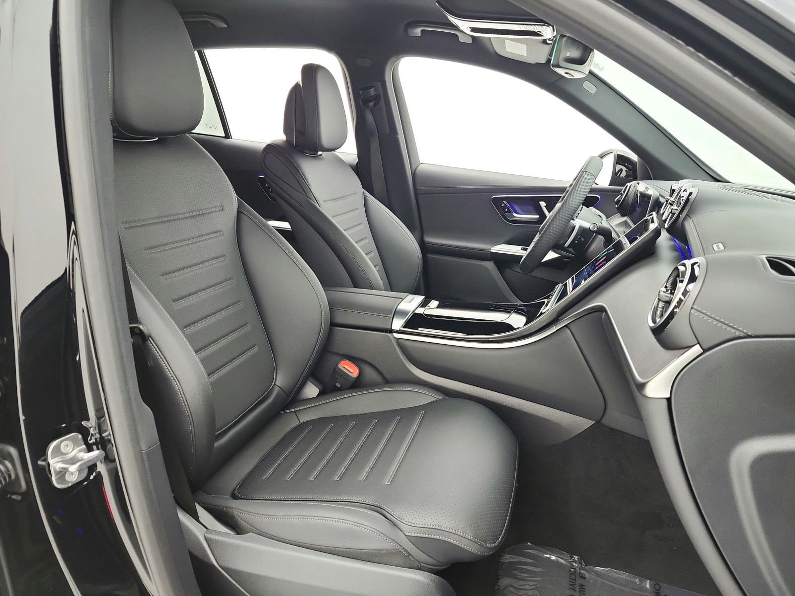 New 2026 Black Mercedes-Benz GLC 300 image 15