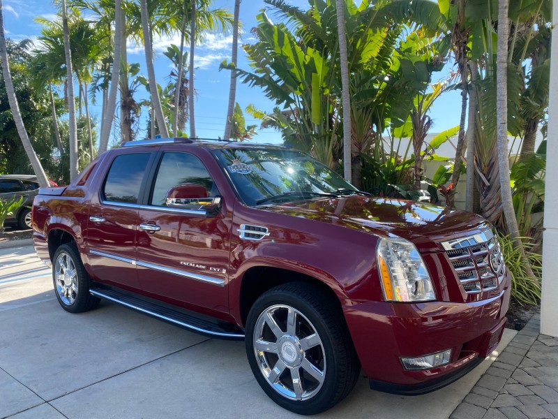 2007 Cadillac Escalade EXT LOW MILES 13,852 1 OWNER 4WD in , 