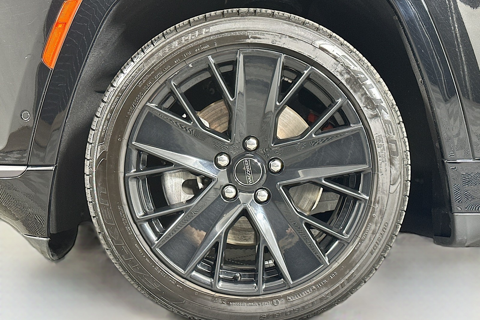 Used 2024 Diamond Black Crystal Pearlcoat Jeep Launch Edition image 11