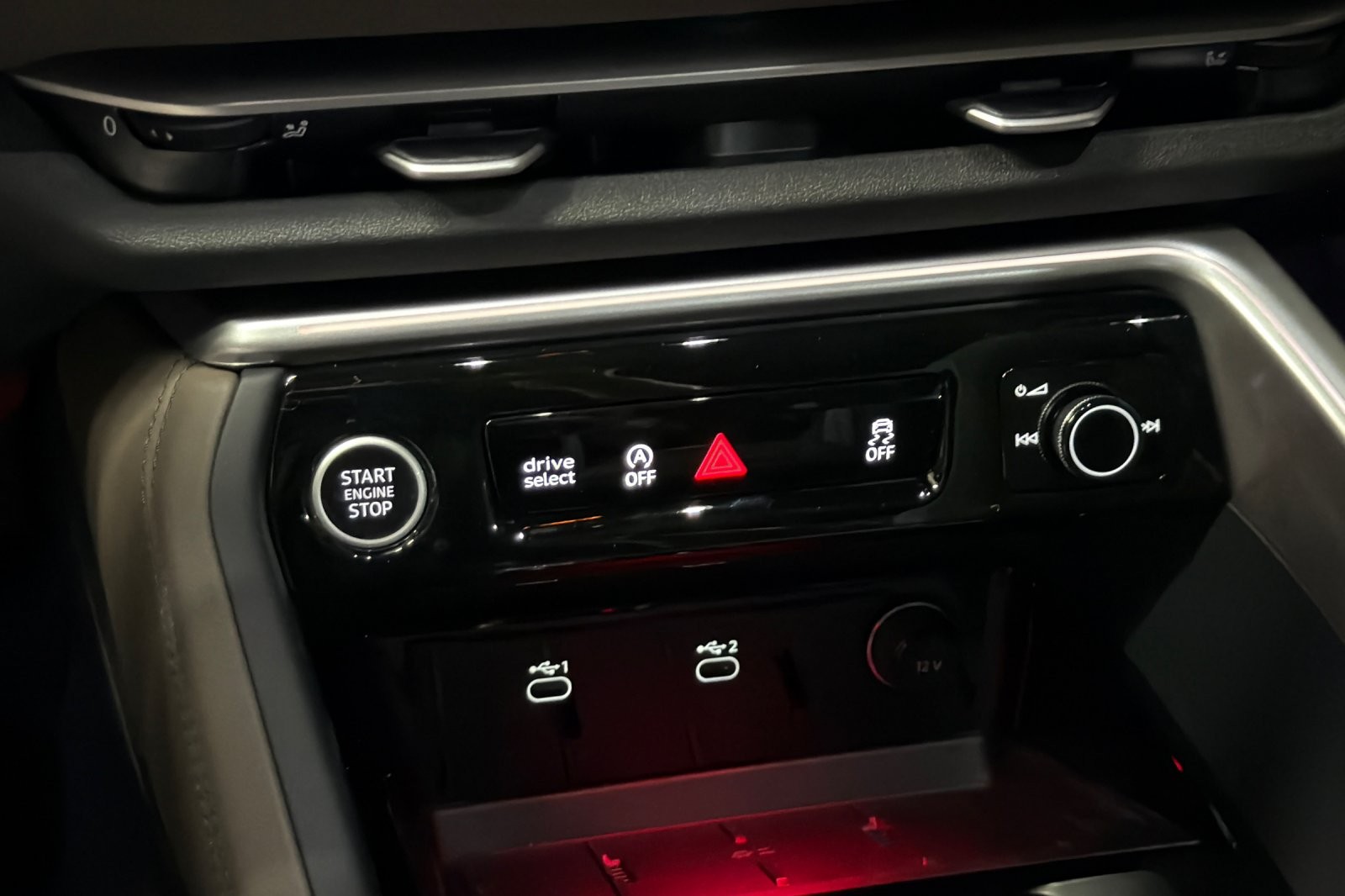 New 2026 Glacier White Metallic Audi Premium 2.0 TFSI quattro image 20