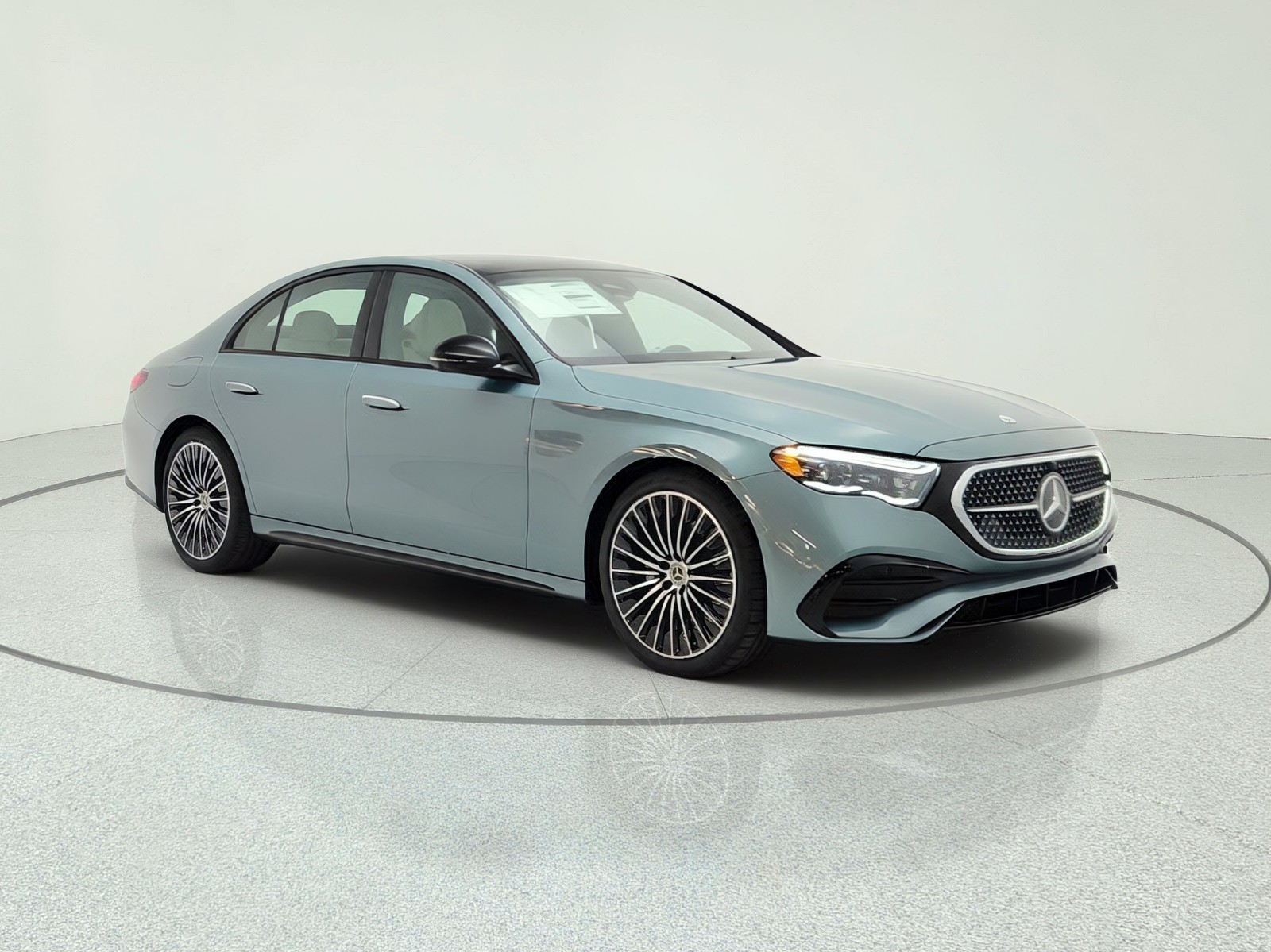 New 2026 Verde Silver Metallic Mercedes-Benz E 350 RWD Sedan image 3