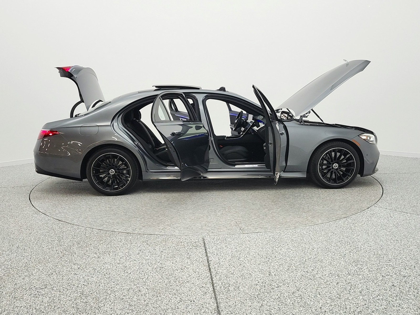 Certified Used 2025 Selenite Grey Metallic Mercedes-Benz S 580 4MATIC® Sedan image 8