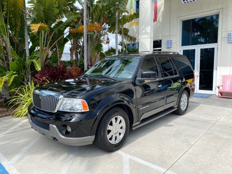 2004 Lincoln Navigator LOW MILES 67,511 SUNROOF in ,