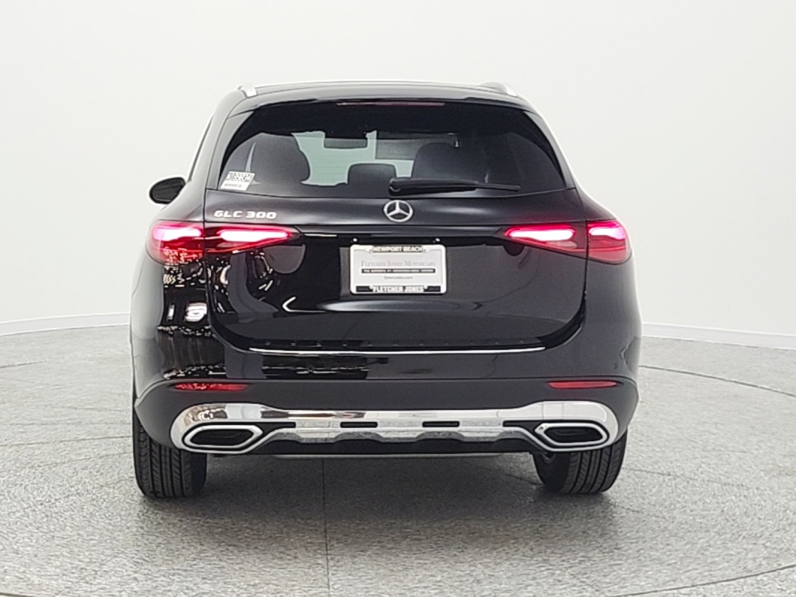 New 2026 Black Mercedes-Benz GLC 300 SUV image 6