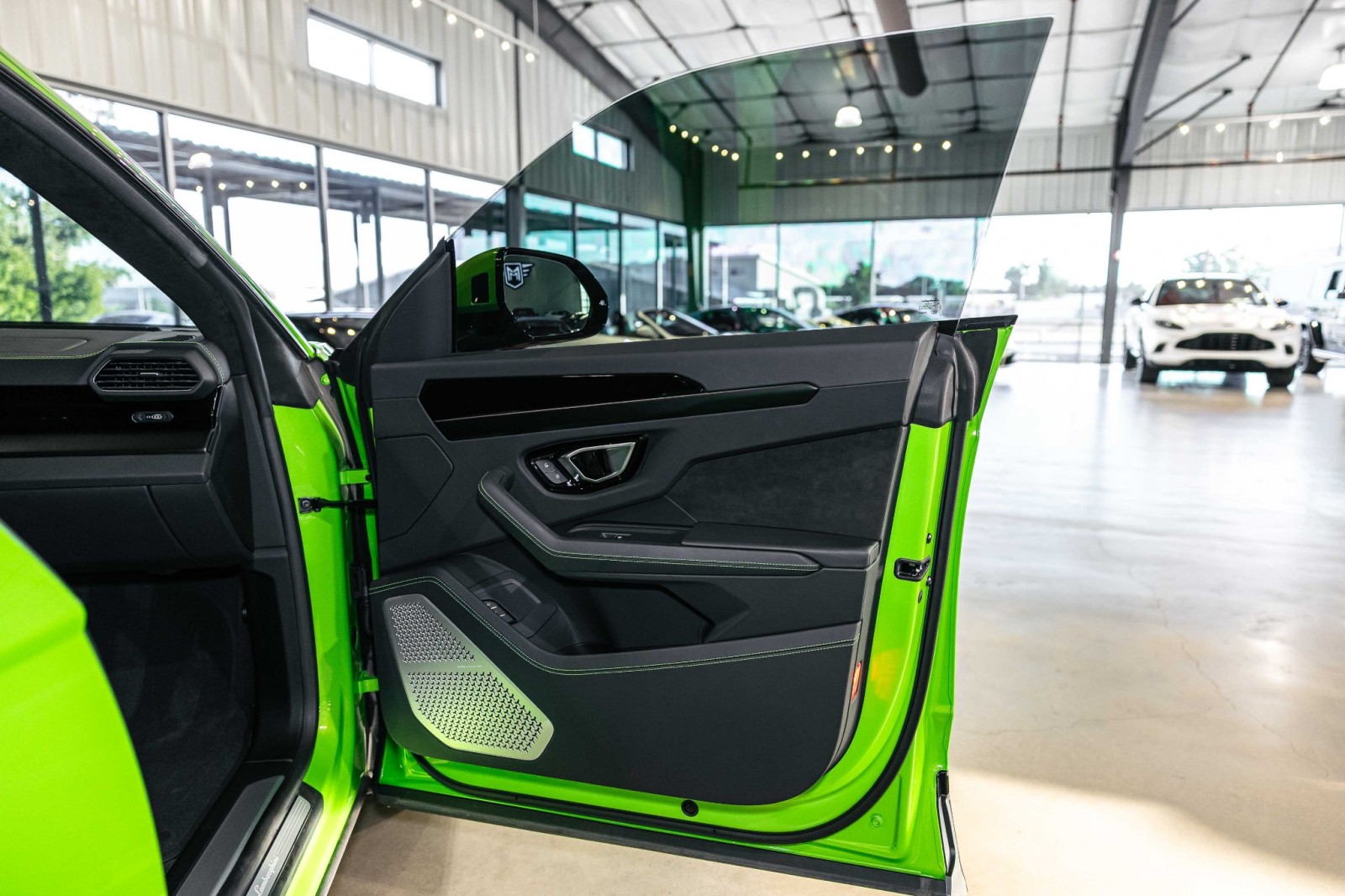 Used Car 2023 Lamborghini Urus  S For Sale Under $250,000 In Boerne, Texas