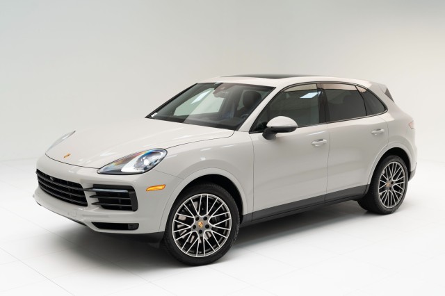 2023  Cayenne Platinum Edition in , 