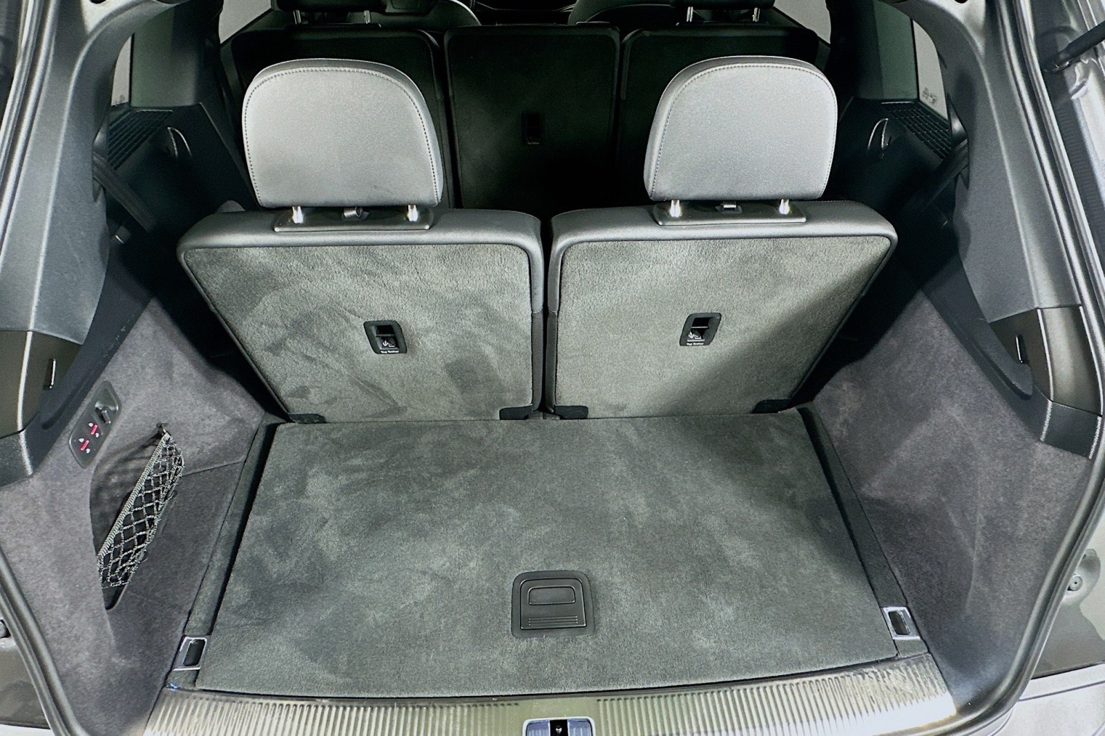 Used 2025 Samurai Gray Metallic Audi Premium image 22