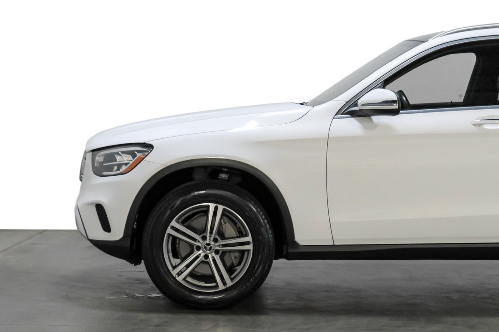 2020 Mercedes-Benz GLC 300 4MATIC MultiMediaPkg PremiumPkg PanoRoof 18Alloys 11