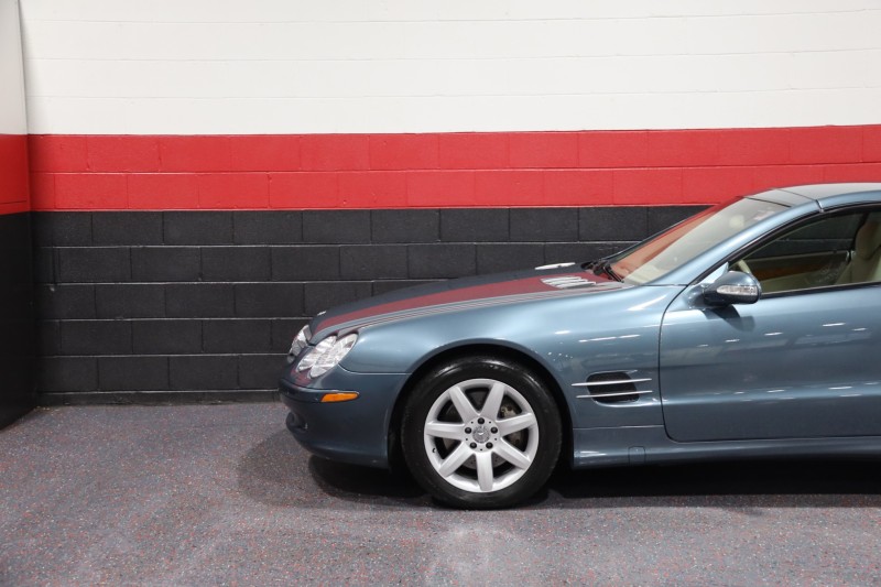 2003 Mercedes-Benz SL500 2dr Convertible in , 