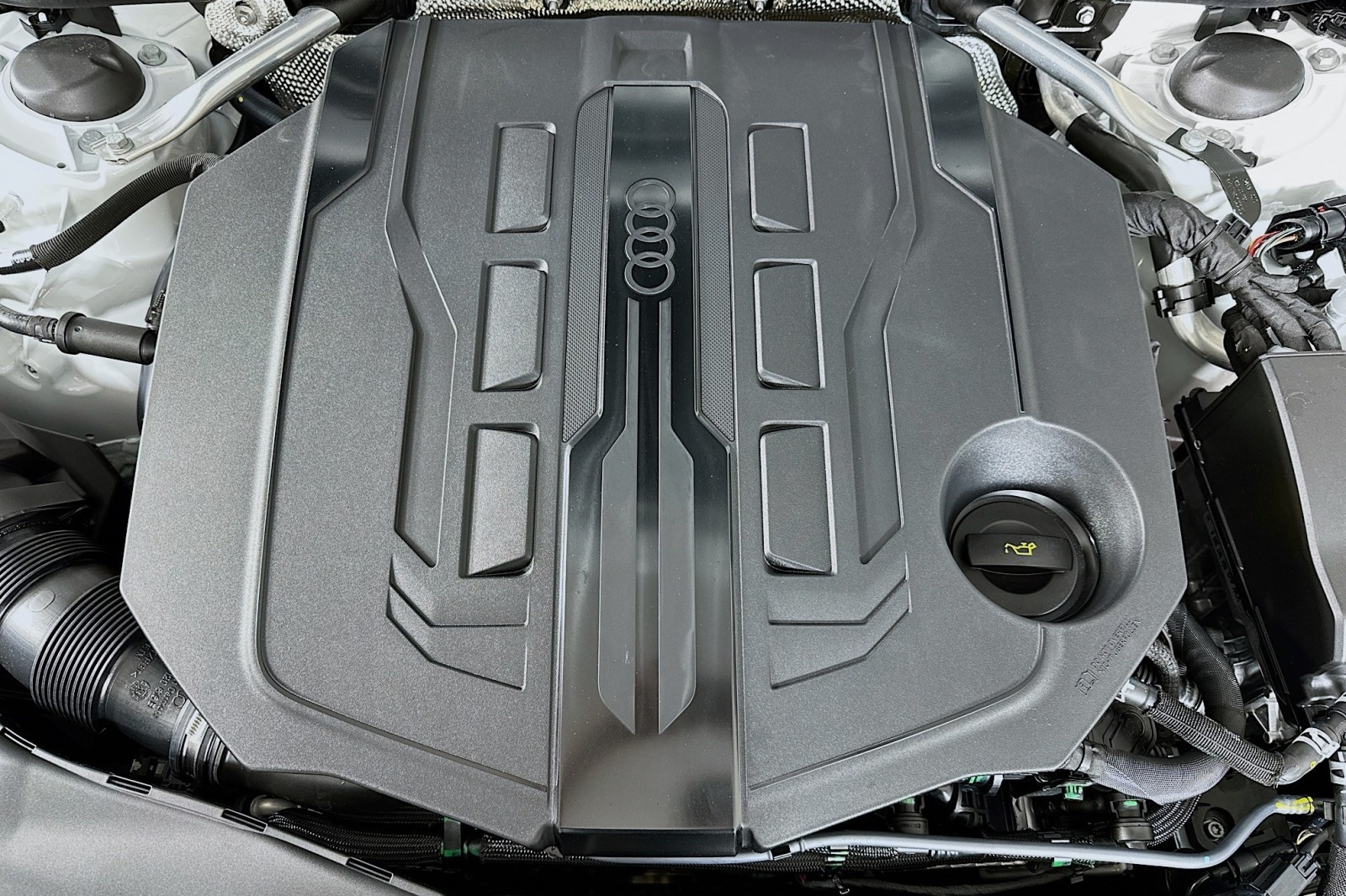 New 2026 Glacier White Metallic Audi Premium Plus image 12