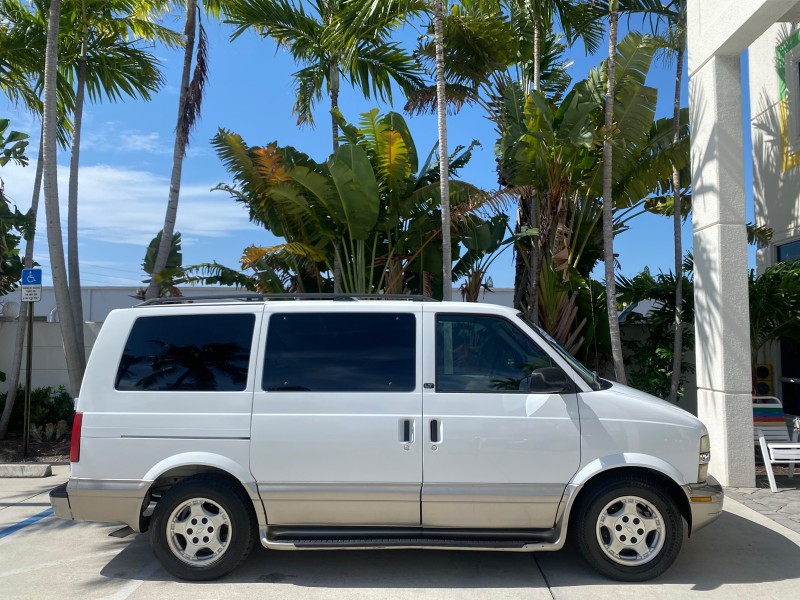 2005 Chevrolet Astro Passenger LT LOW MILES 67,376 1 OWNER in , 