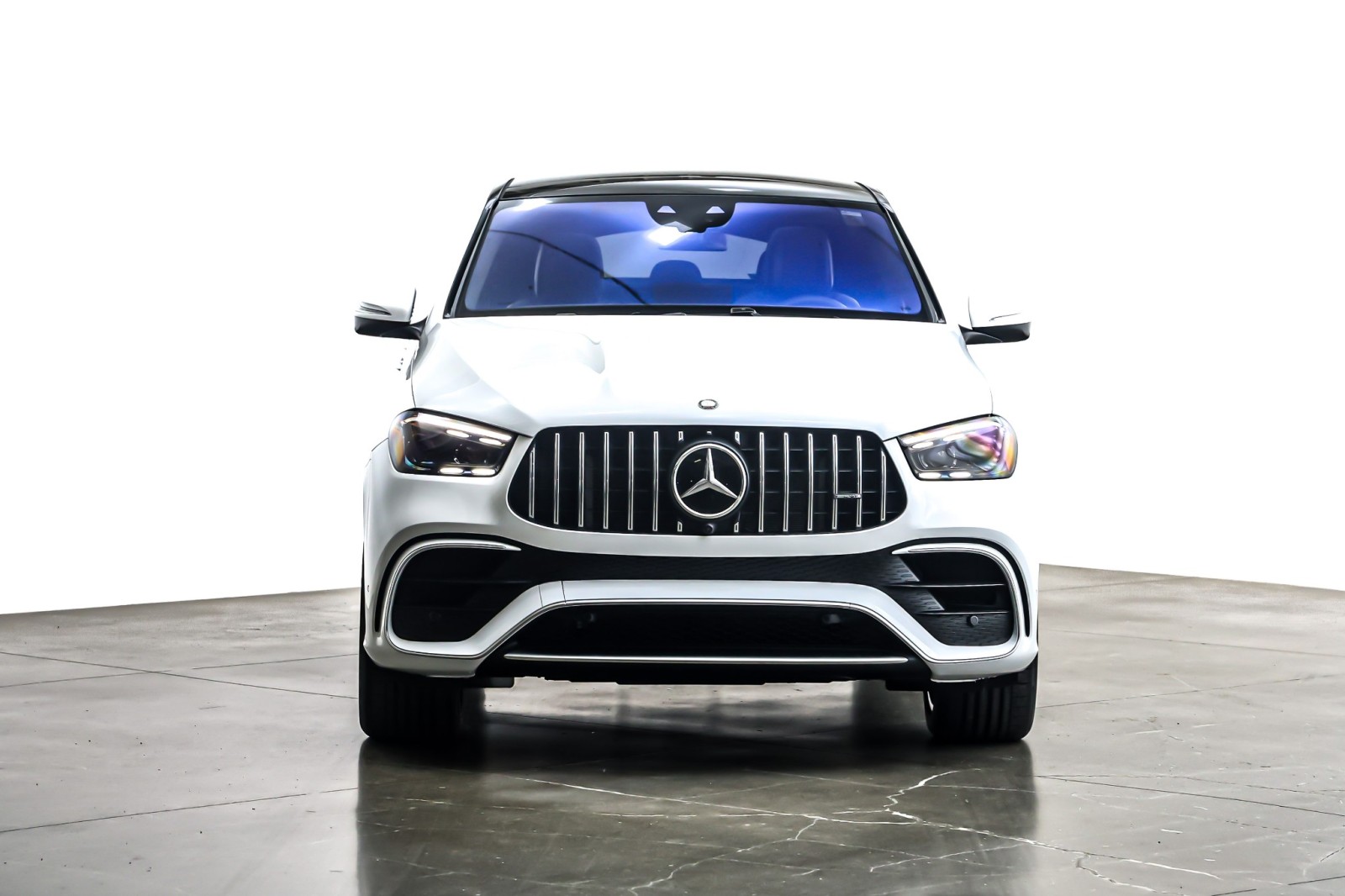 New 2026 MANUFAKTUR Moonlight White Metallic Mercedes-Benz AMG® GLE 63 S image 2