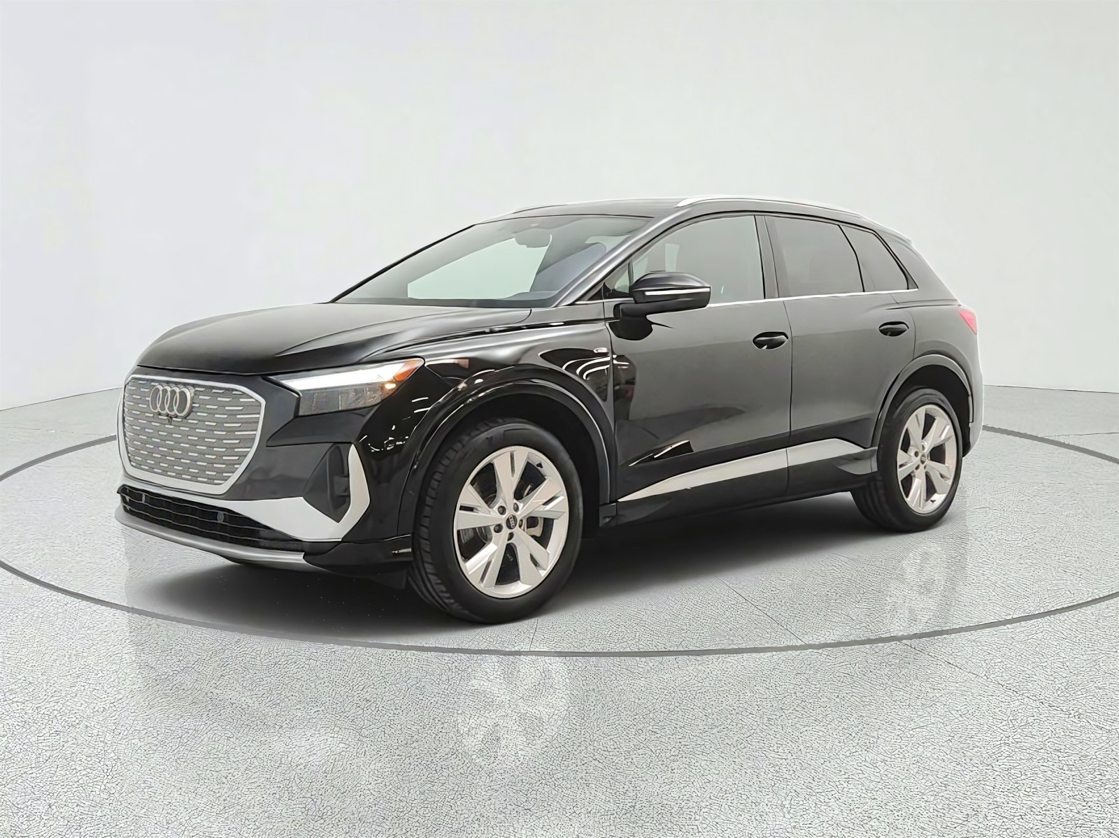 2023 Audi Q4 e-tron Premium Plus