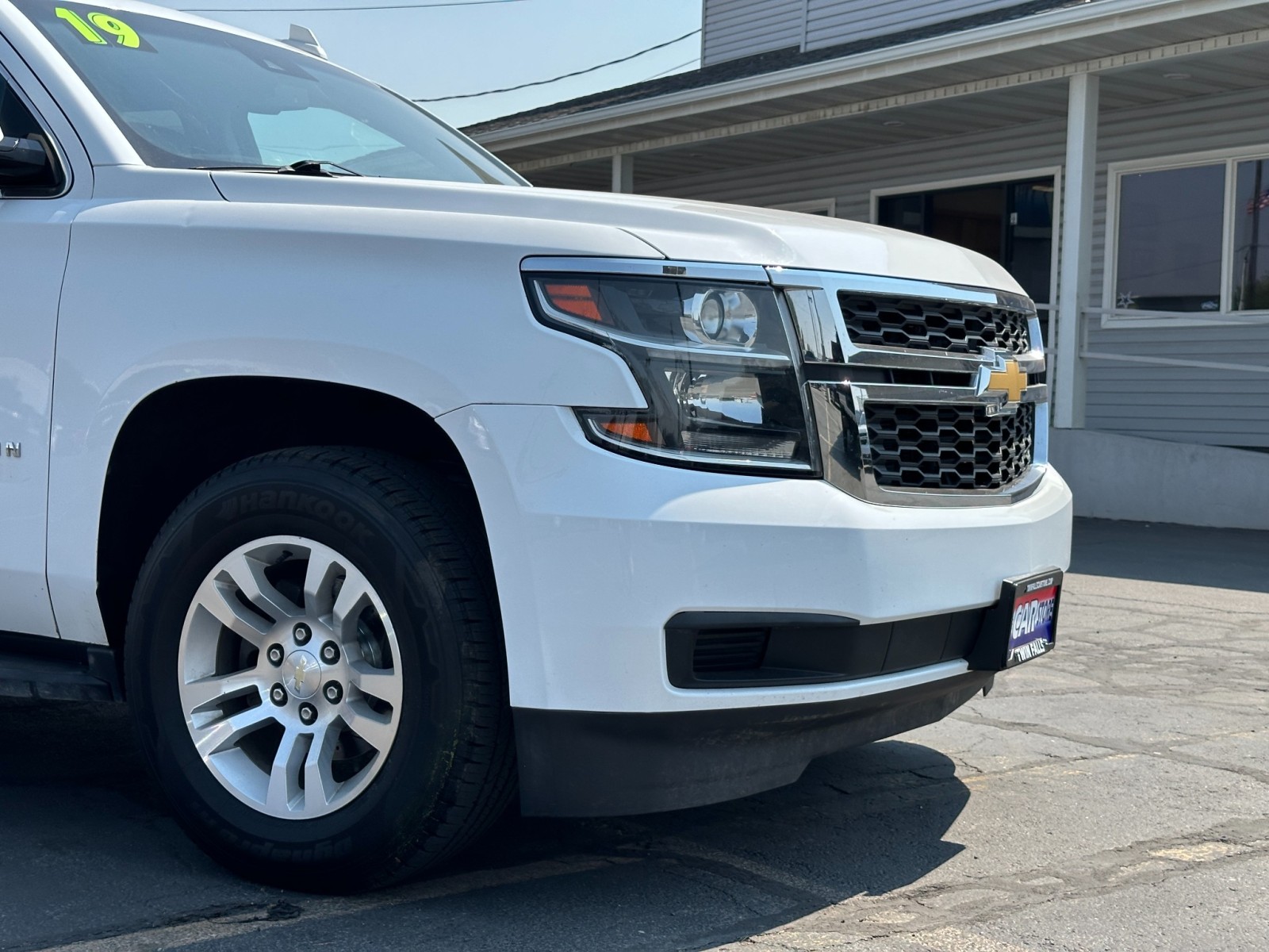 2019 Chevrolet Suburban LT 3