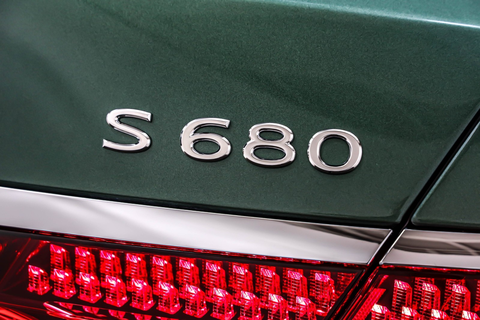 Used 2026 MOONLIGHT WHITE META Mercedes-Benz Maybach S 680 image 11