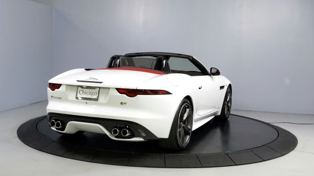 2019 Jaguar F-TYPE R 6