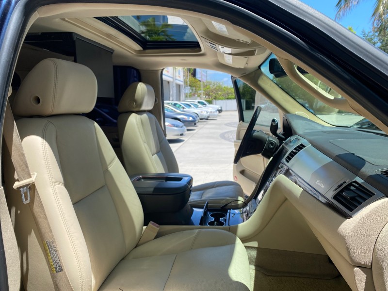 2007 Cadillac Escalade ESV SUNROOF AWD LOW MILES 47,118 in , 