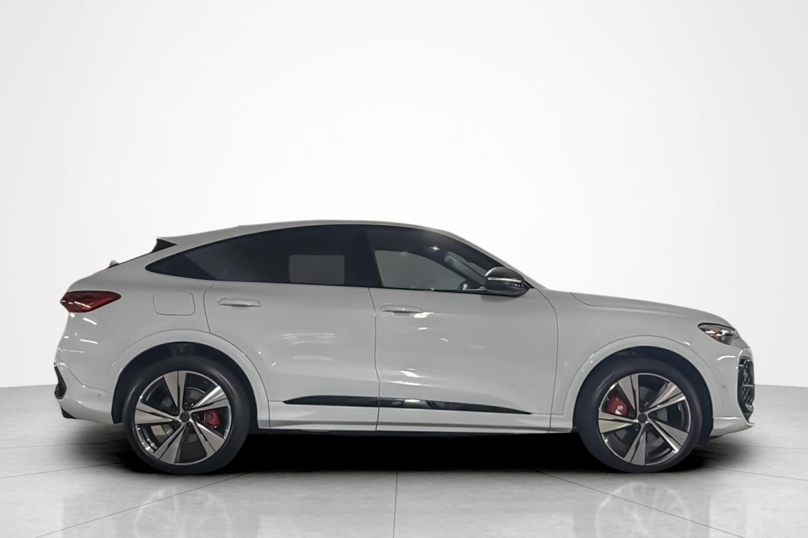 New 2026 Glacier White Metallic Audi Premium Plus 3.0 TFSI quattro image 7