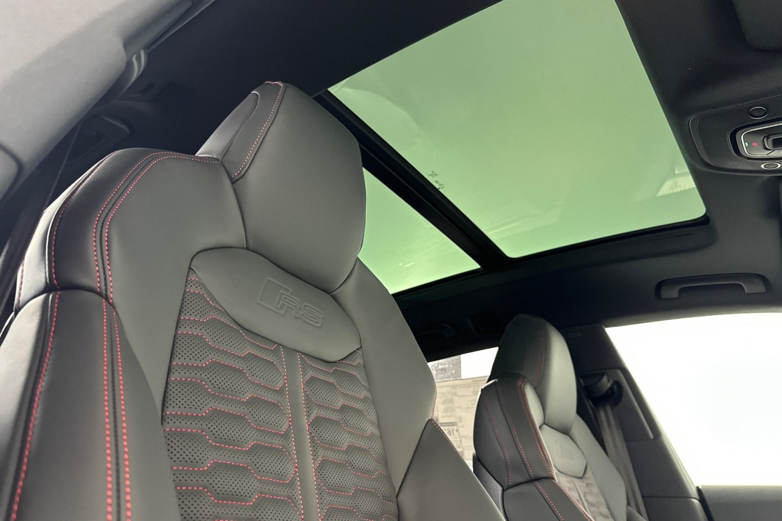 New 2026 Daytona Gray Pearl Effect Audi performance quattro image 16