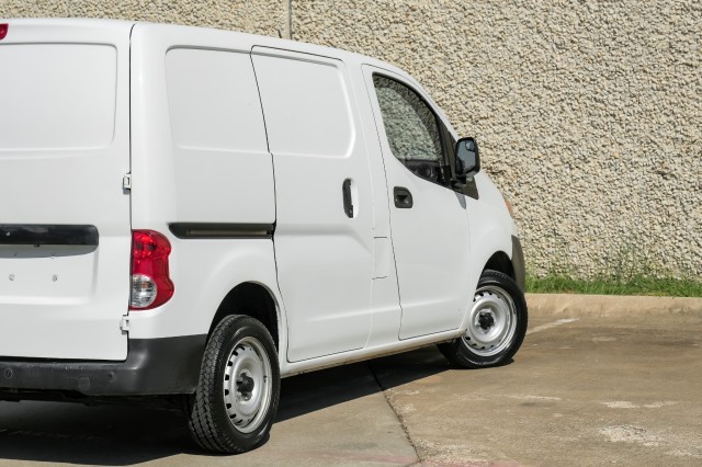 2018 Nissan NV200 Compact Cargo S 13