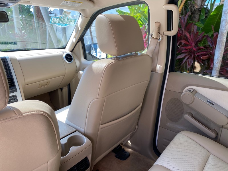 2007 Mercury Mountaineer SUV Premier 1 OWNER in ,