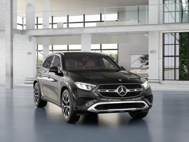 2025 Mercedes-Benz GLC GLC 350e 9