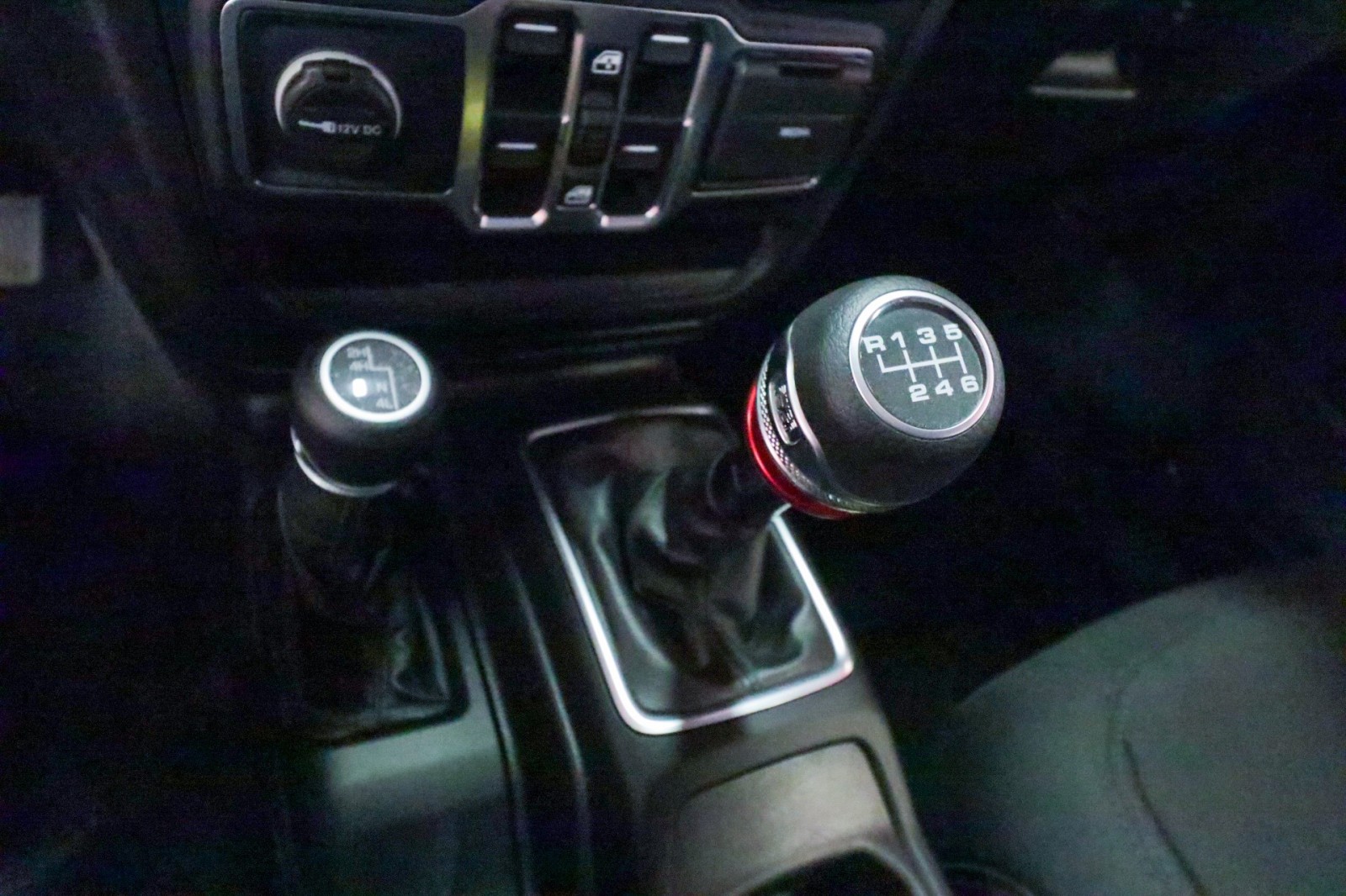 Used Car 2021 Jeep Gladiator  Sport S For Sale Under $35,000 In Austin, Texas