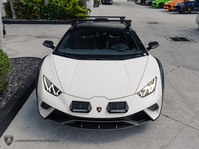 Lamborghini Huracan Sterrato