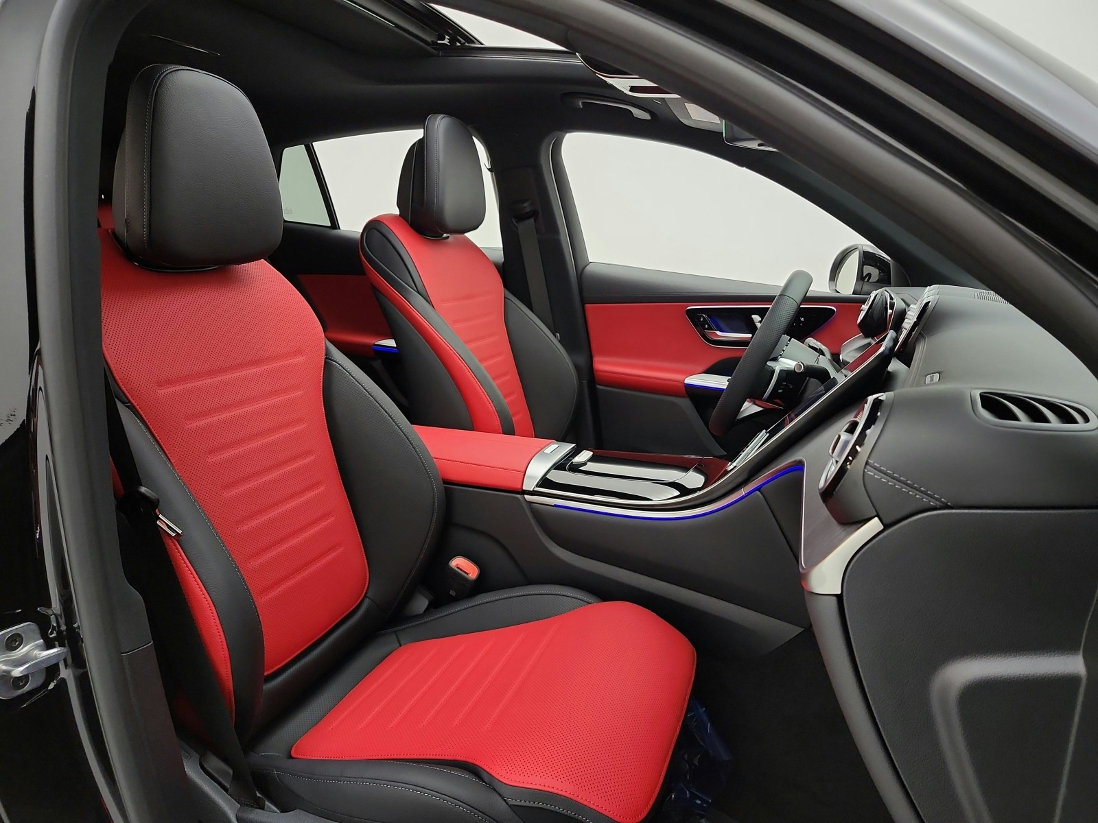 New 2026 Obsidian Black Metallic Mercedes-Benz GLC 300 4MATIC® Coupe image 14