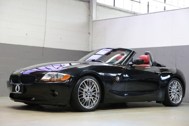 2004 BMW Z4 3.0i in Plainview, 