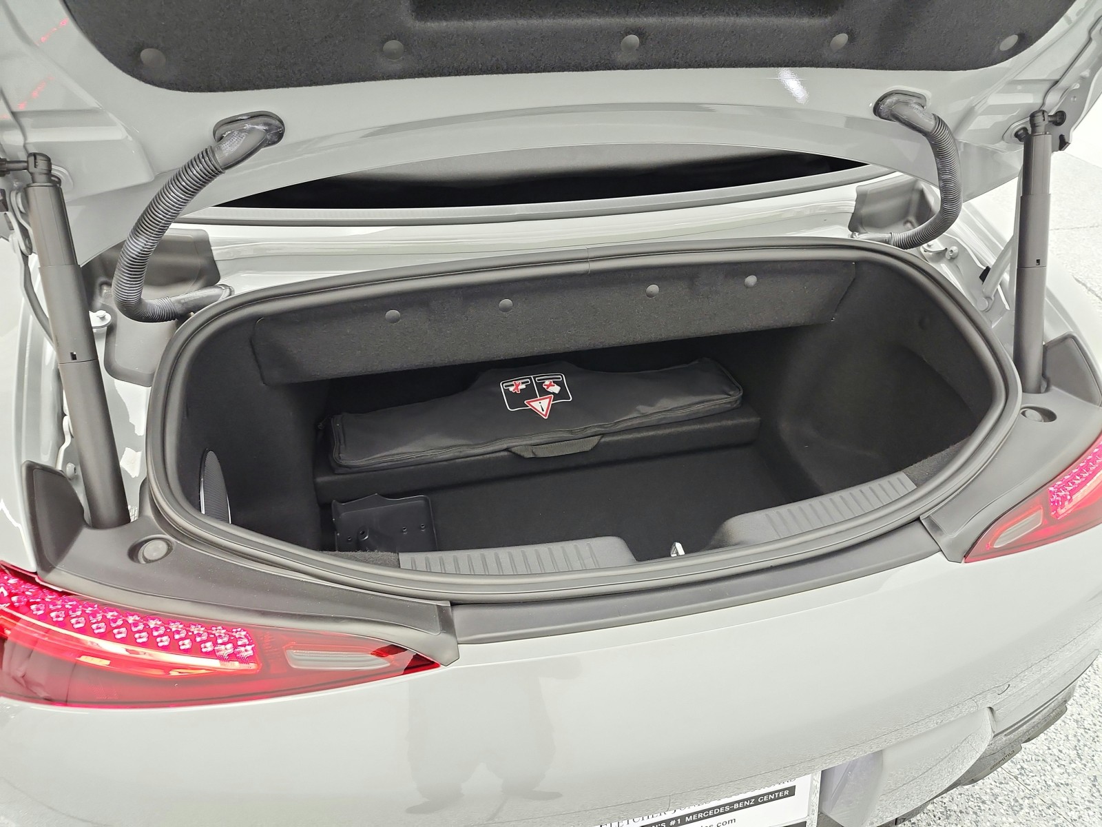 Certified Used 2022 MANUFAKTUR Alpine Grey Mercedes-Benz AMG® SL 63 Roadster image 20