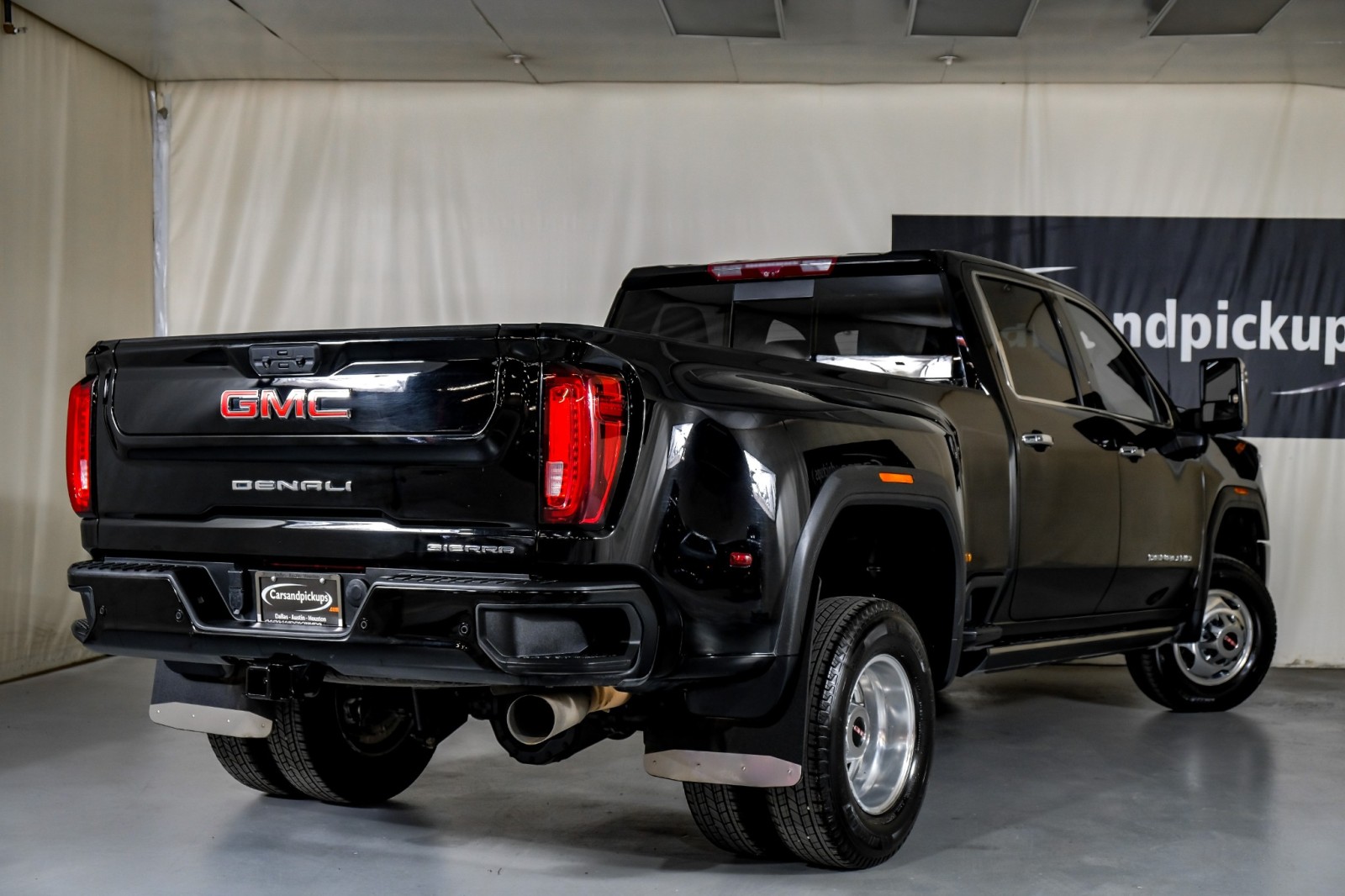 2022 GMC Sierra 3500HD Denali 8