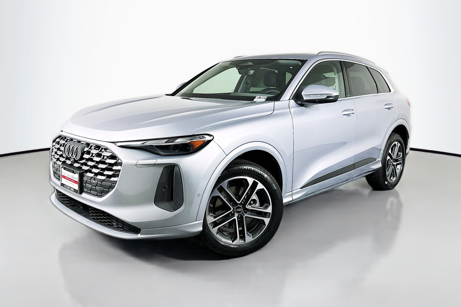 2025 Audi Q5 Premium quattro's photo