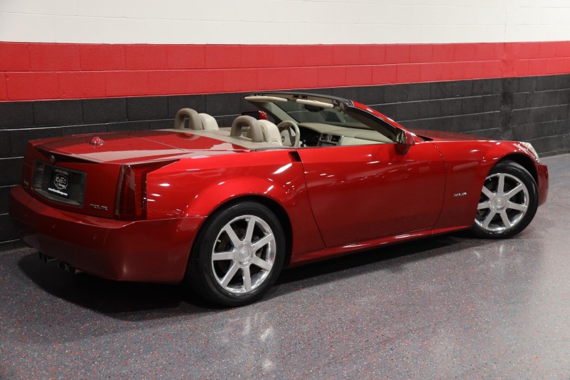 2005 Cadillac XLR 2dr Convertible in , 