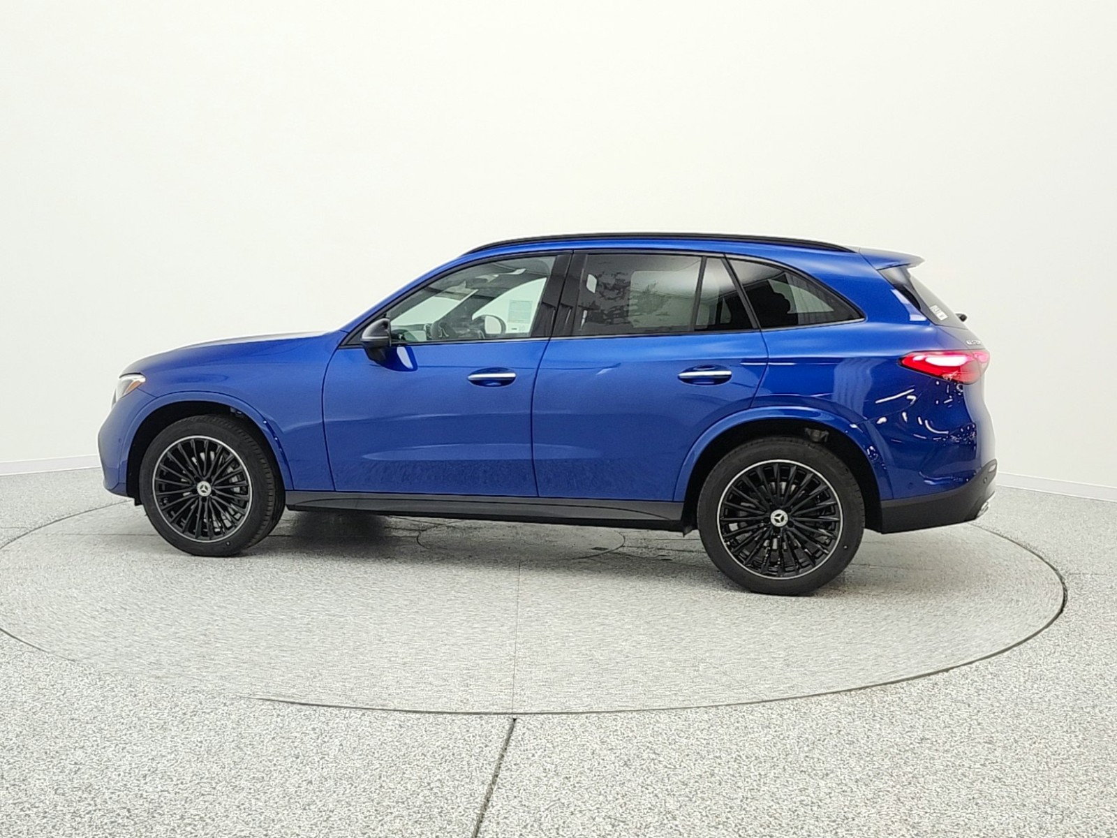 New 2026 Starling Blue Metallic Mercedes-Benz GLC 300 image 8