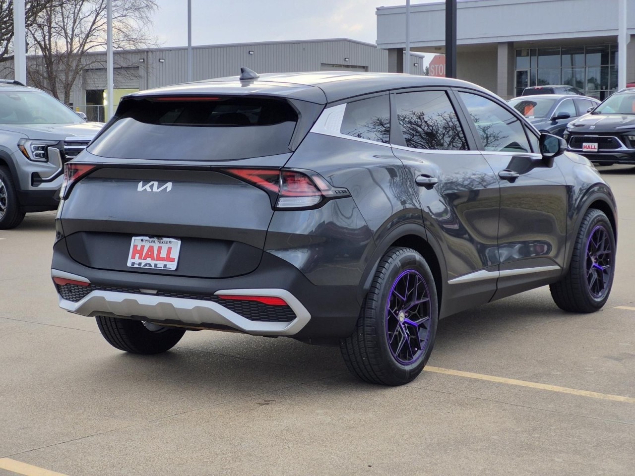 View vehicle photo 6