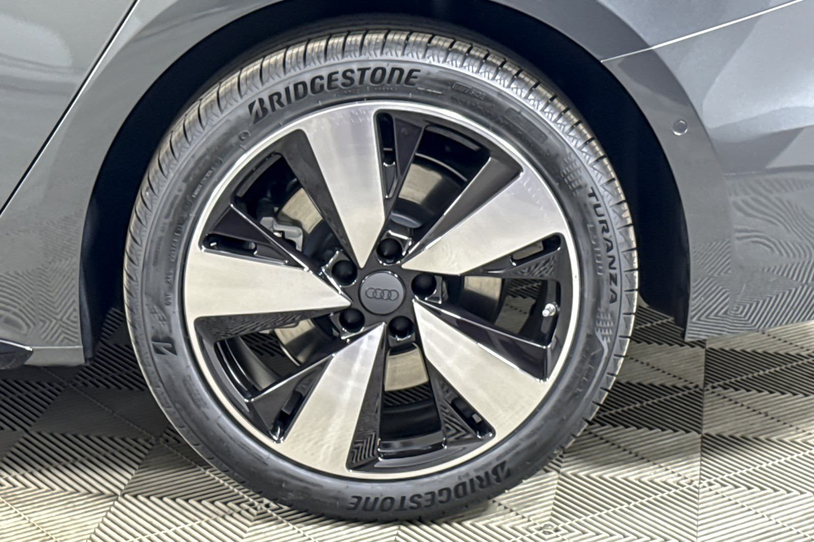 New 2026 Daytona Gray Metallic Audi Premium Plus 2.0 TFSI quattro image 25