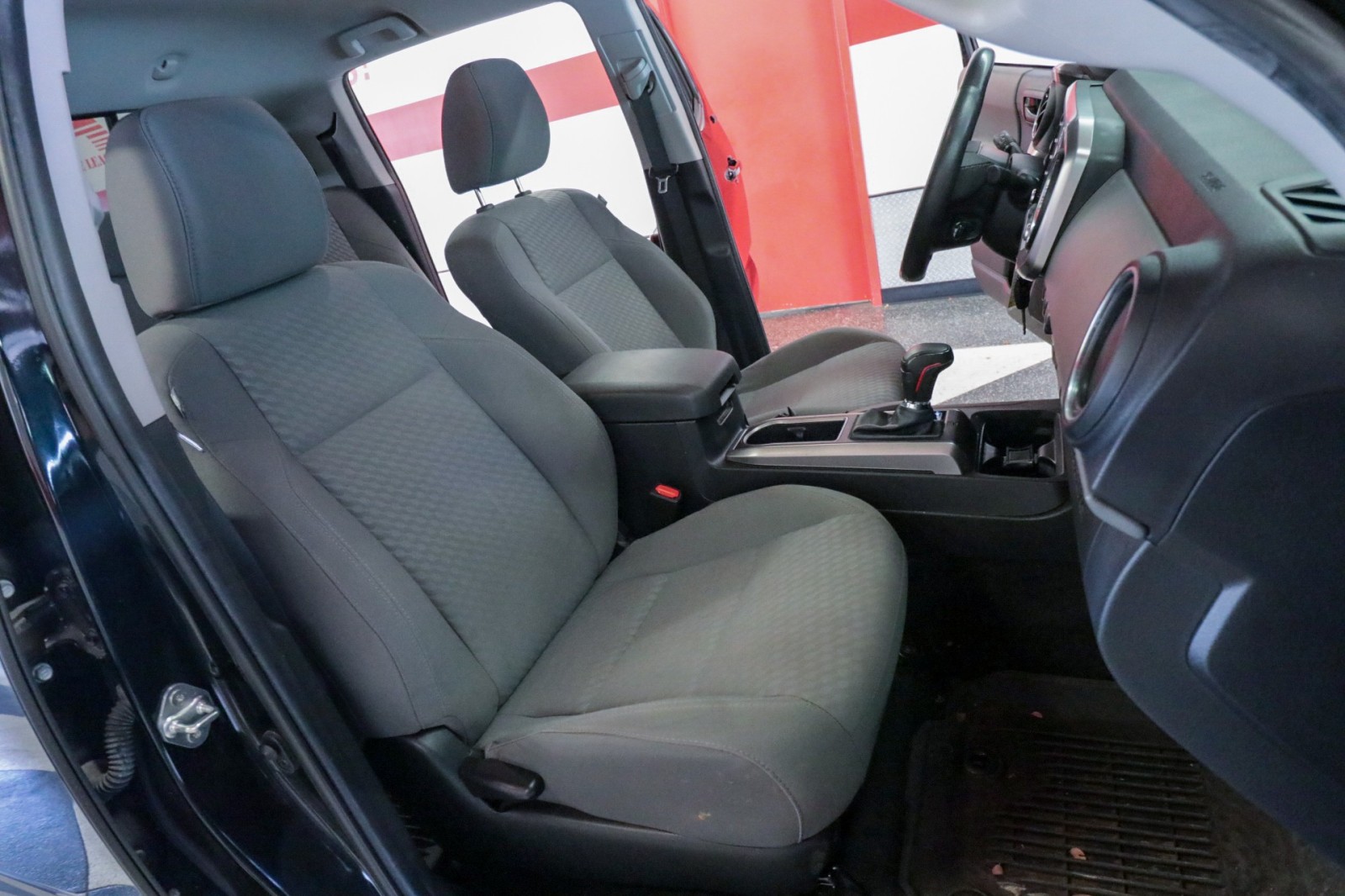 Used Car 2022 Toyota Tacoma 2wd  Sr5 For Sale Under $35,000 In Austin, Texas