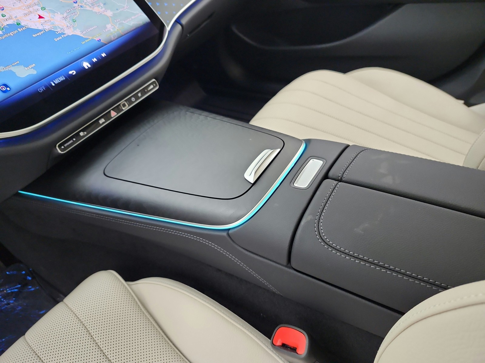 New 2026 Black Mercedes-Benz E 450 4MATIC® Sedan image 15