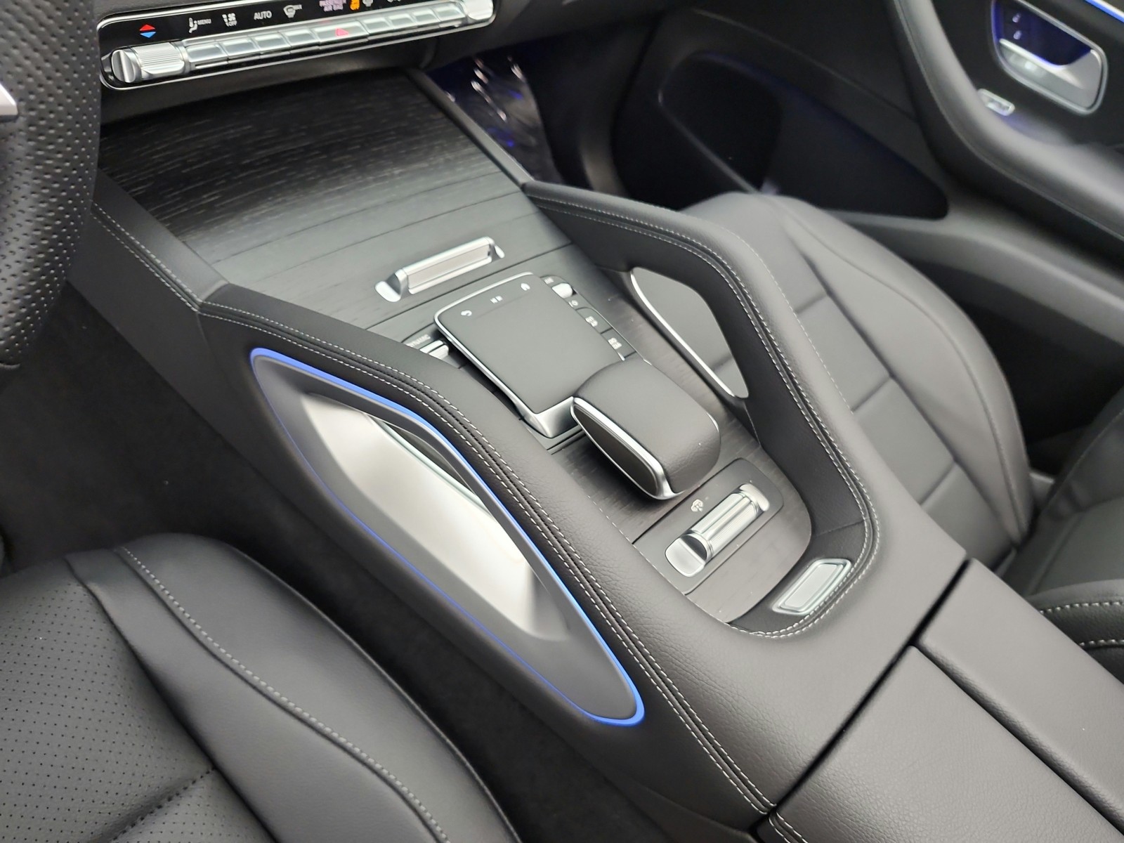 New 2026 Black Mercedes-Benz GLS 450 image 10