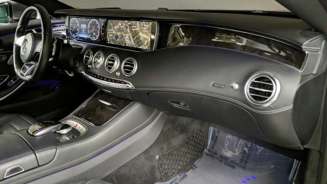 2016 Mercedes-Benz S-Class S 550 22