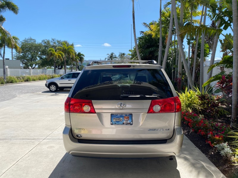 2006 Toyota Sienna VAN LE LOW MILES 78,653 in , 