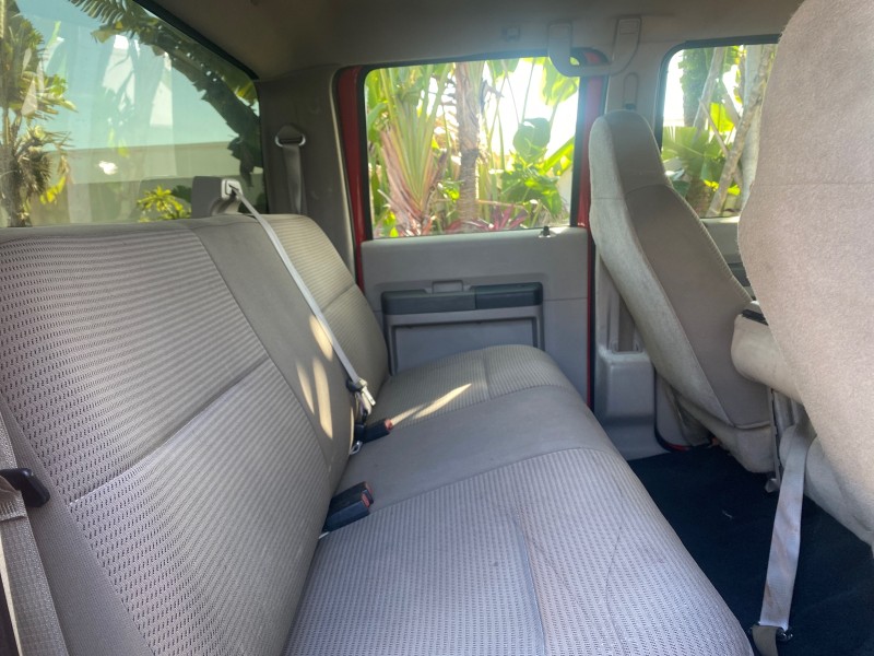 2008 Ford Super Duty F-350 DRW XL LOW MILES 43,076 4WD in ,