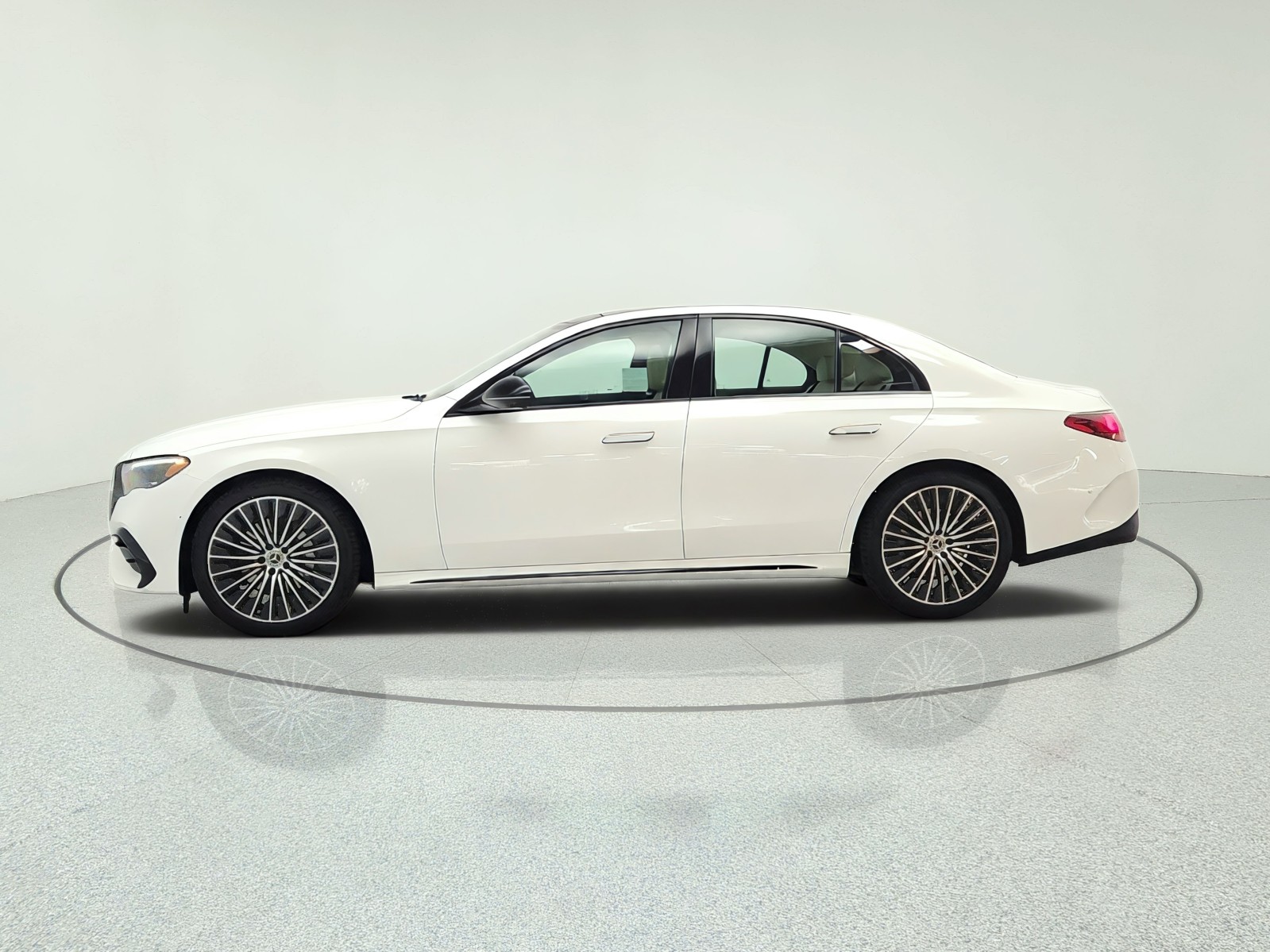 New 2027 Polar White Mercedes-Benz E 350 RWD Sedan image 8