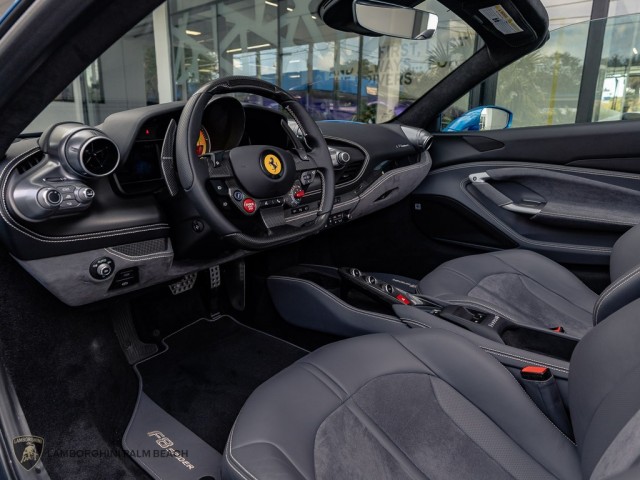 Ferrari F8 Spider
